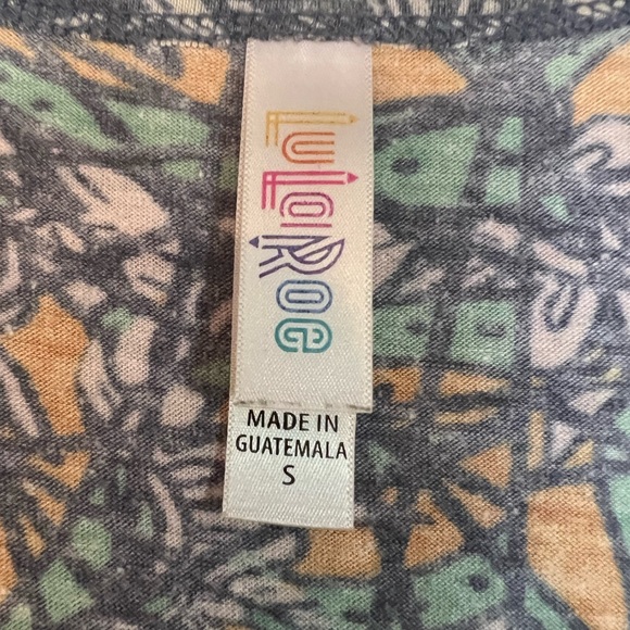 Lularoe Perfect T size small - Picture 3 of 4